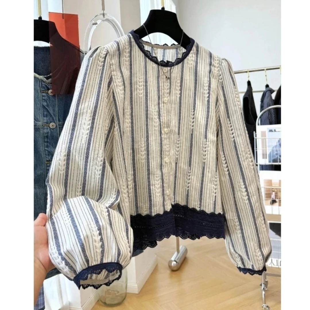 2025早秋新款女装巨好看短款小衫蕾丝花边长袖衬衫法式小资小上衣