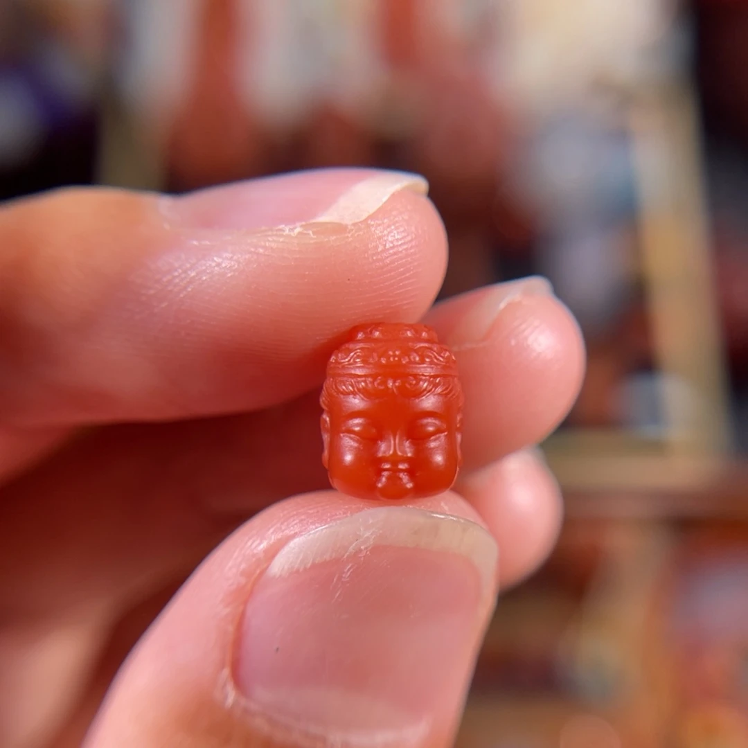 南红玛瑙大水沟满色爆肉宝宝观音9.9*7.4未镶嵌