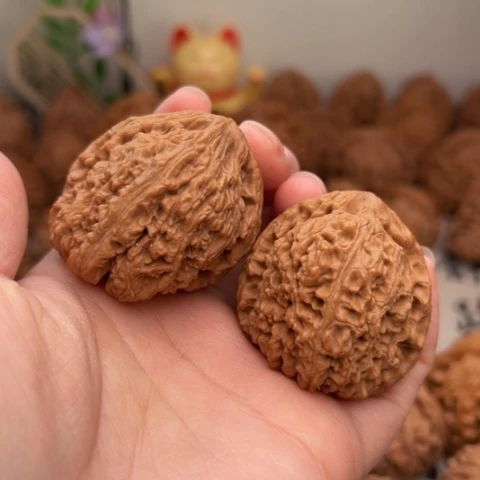 吊坠文玩核桃歪南疆38全品