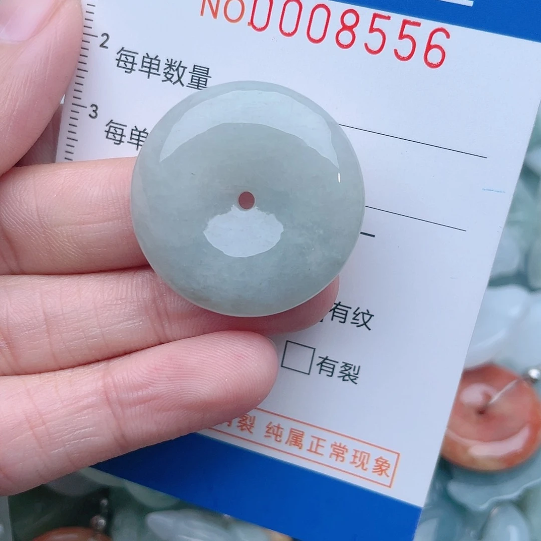 颈饰未镶嵌翡翠8556