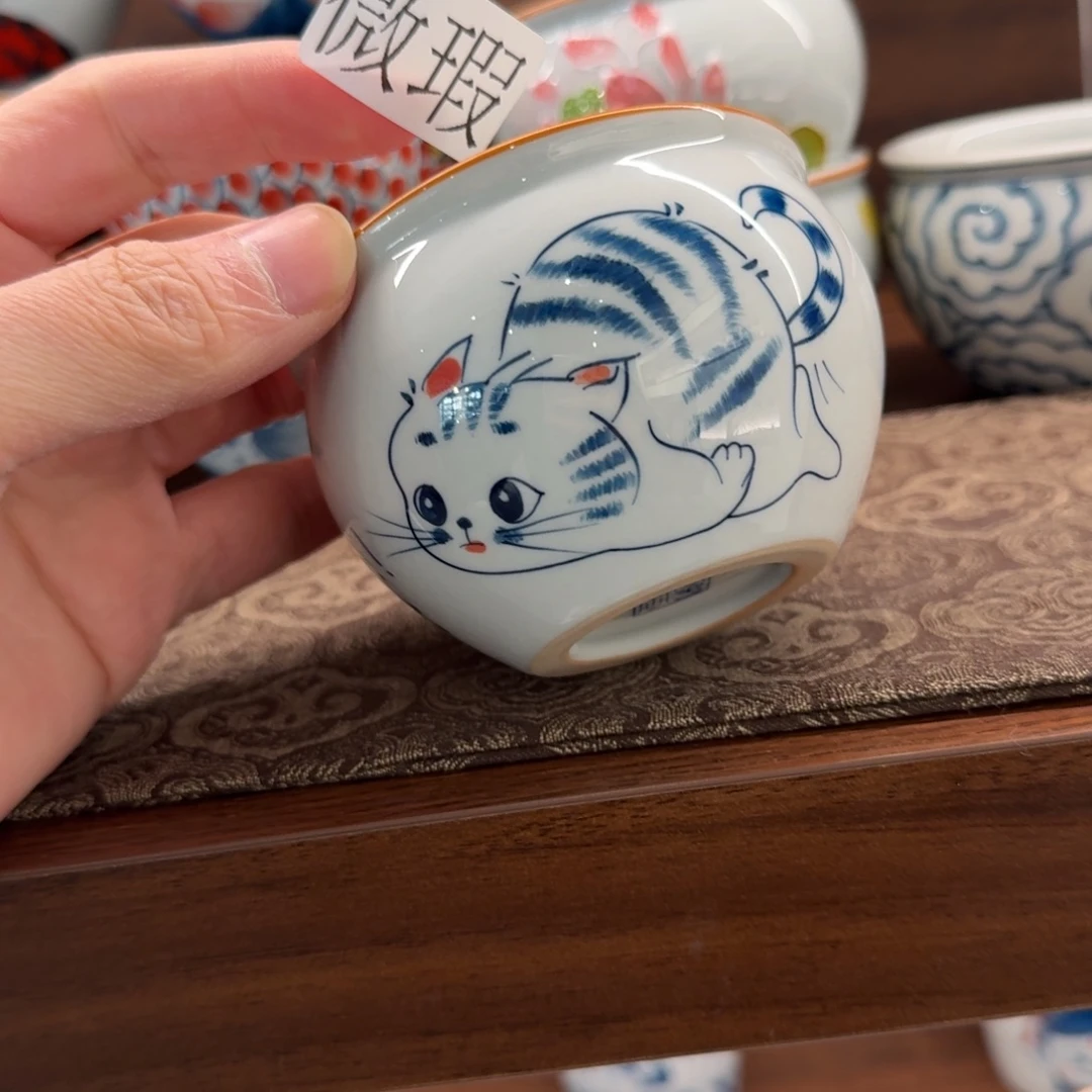 釉下手绘茶具微瑕