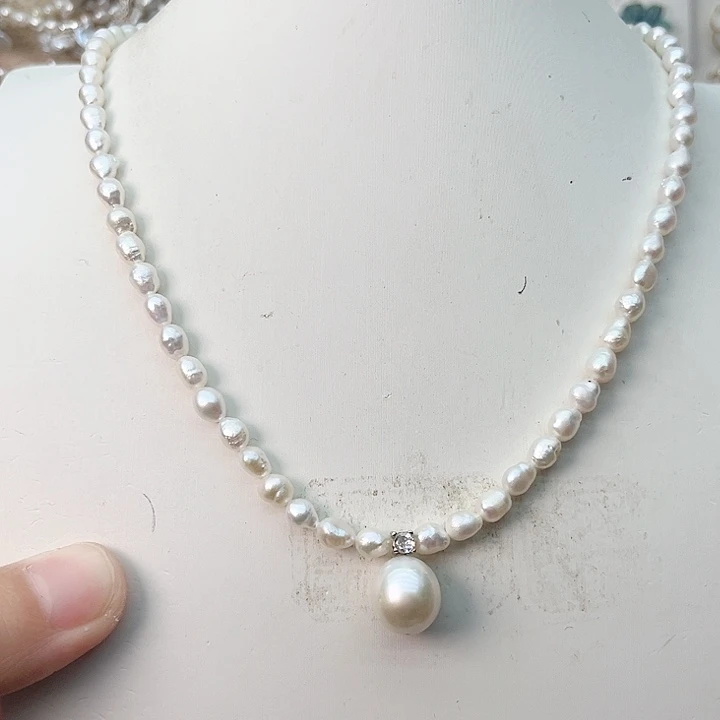 未镶嵌颈饰淡水珍珠