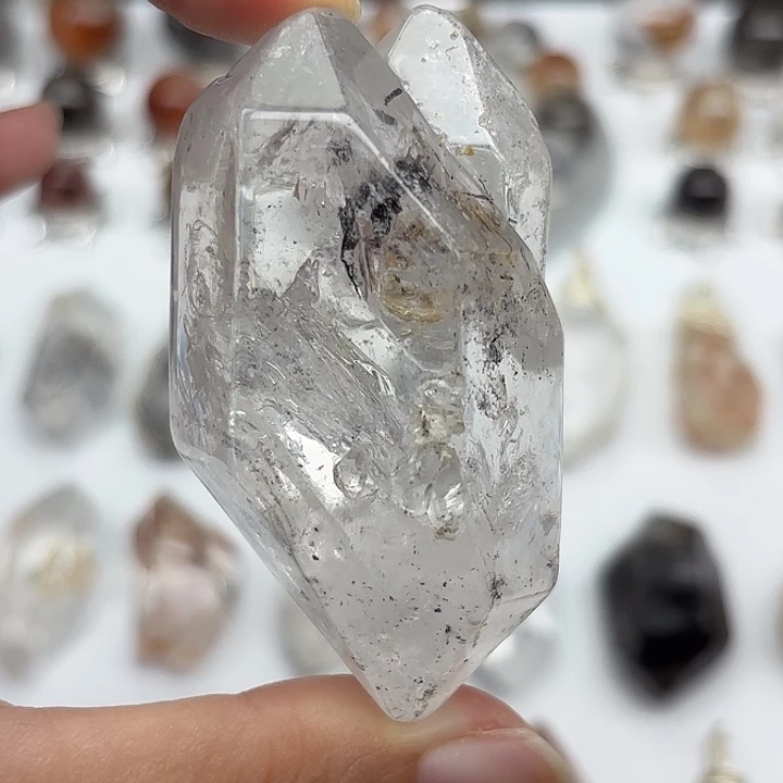水晶颈饰未镶嵌白水胆闪灵钻手握/摆件63mm+
