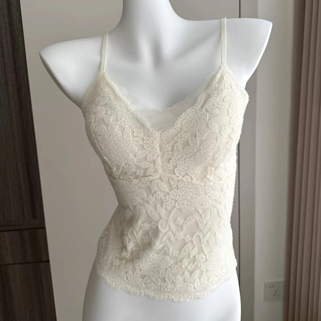 10176秋冬蕾丝吊带背心带胸垫舒适内搭外穿女