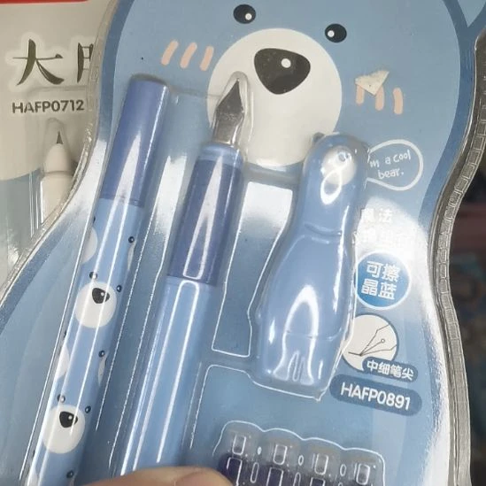 学生用钢笔。。。。。。