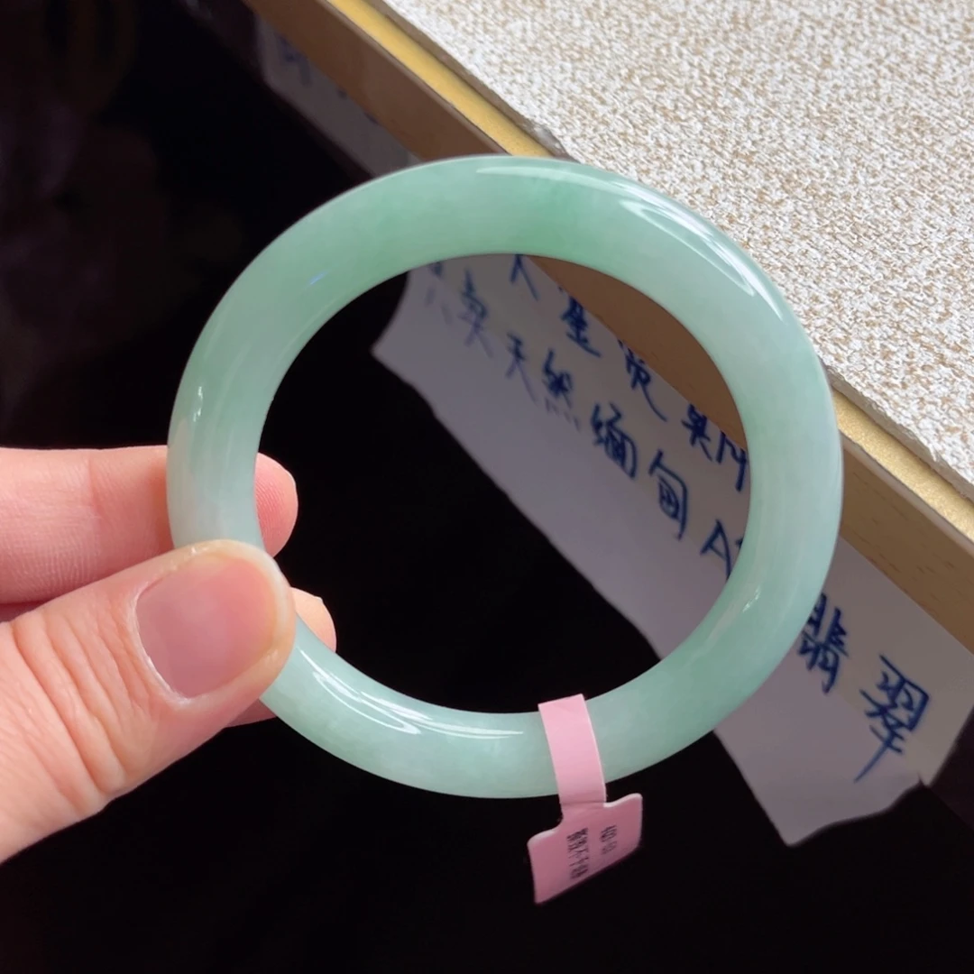 翡翠未镶嵌手镯手镯