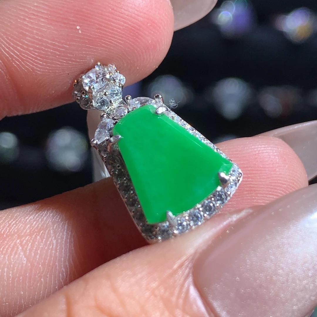 翡翠颈饰银S925镶嵌无事牌