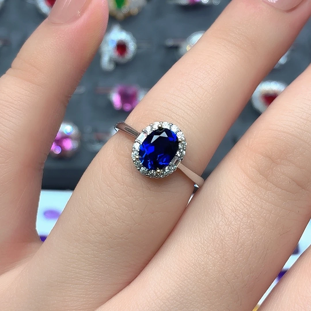 925银培育皇家蓝色宝石