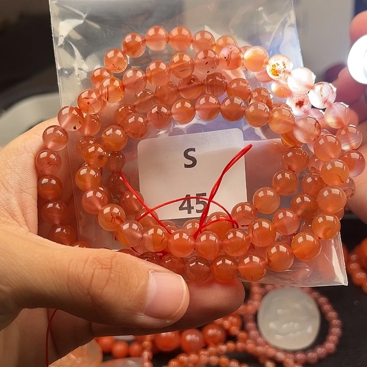 未镶嵌南红玛瑙多样性发货8m m南红玛瑙