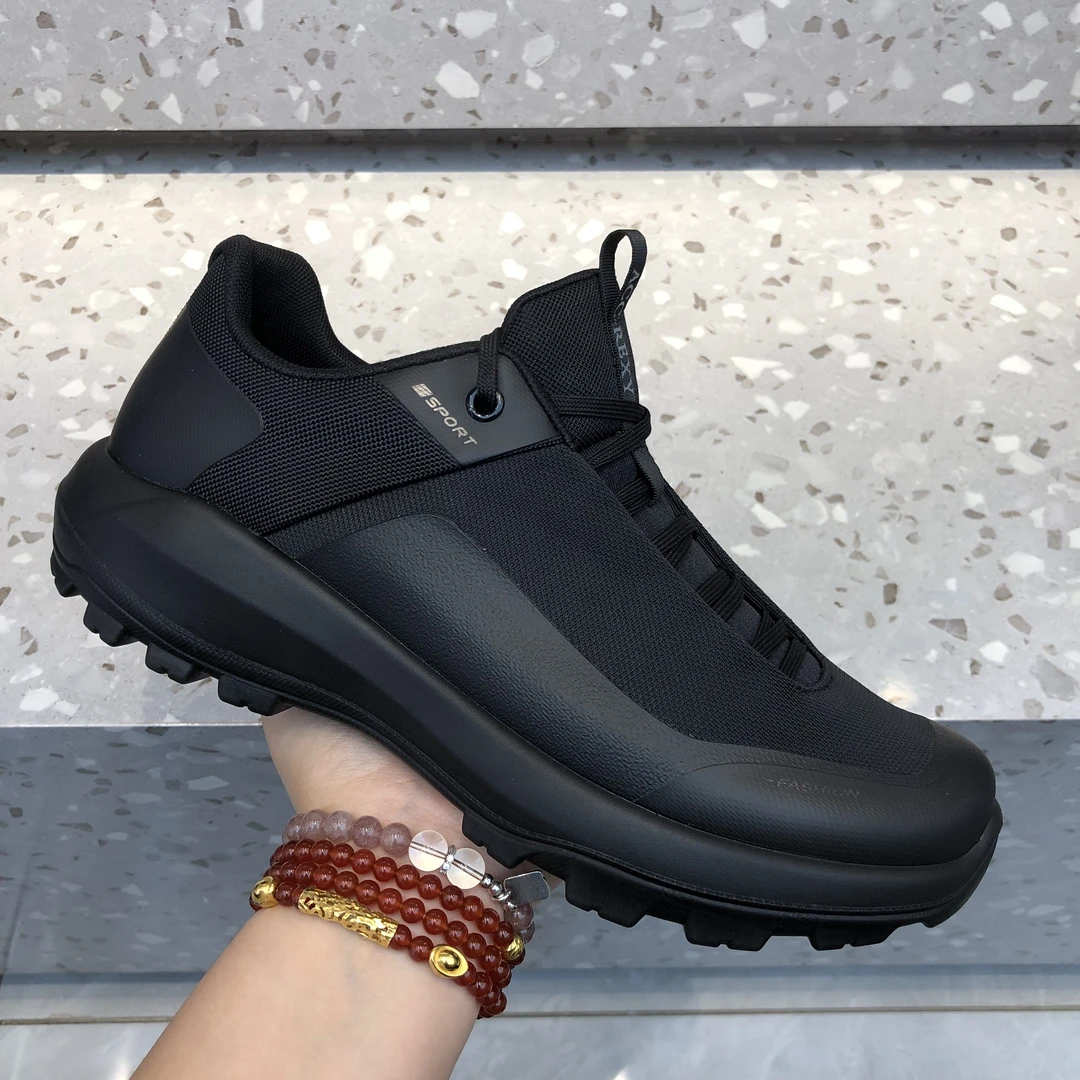 2025新款时尚休闲鞋户外运动鞋低帮厚底轻质舒适软底防滑潮流男鞋