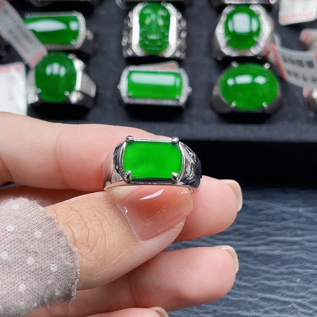 翡翠银S925镶嵌戒指天然A货翡翠没运费险3974