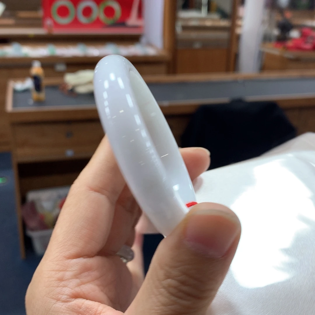 翡翠未镶嵌手镯买断