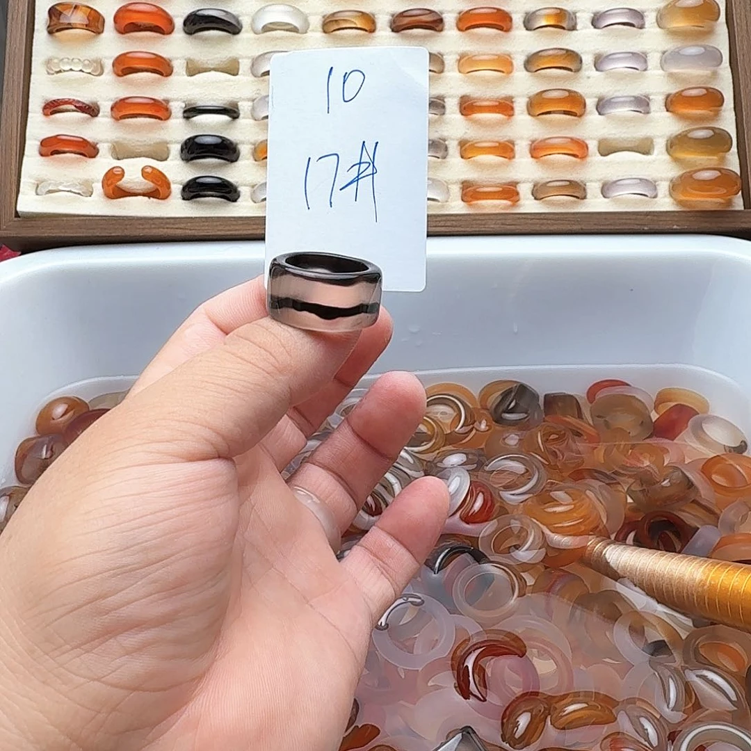 玛瑙/玉髓戒圈未镶嵌不退不换