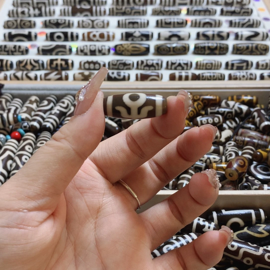 未镶嵌颈饰玛瑙/玉髓