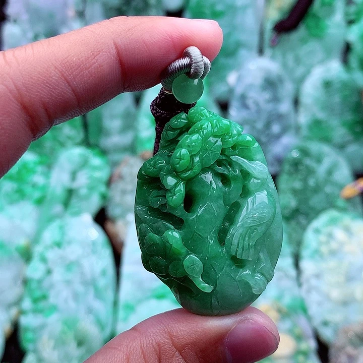 翡翠吊坠(不含链)未镶嵌