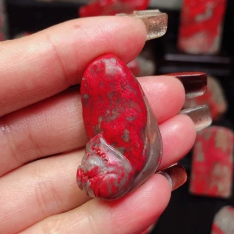 昌化鸡血石昌化鸡血石挂件