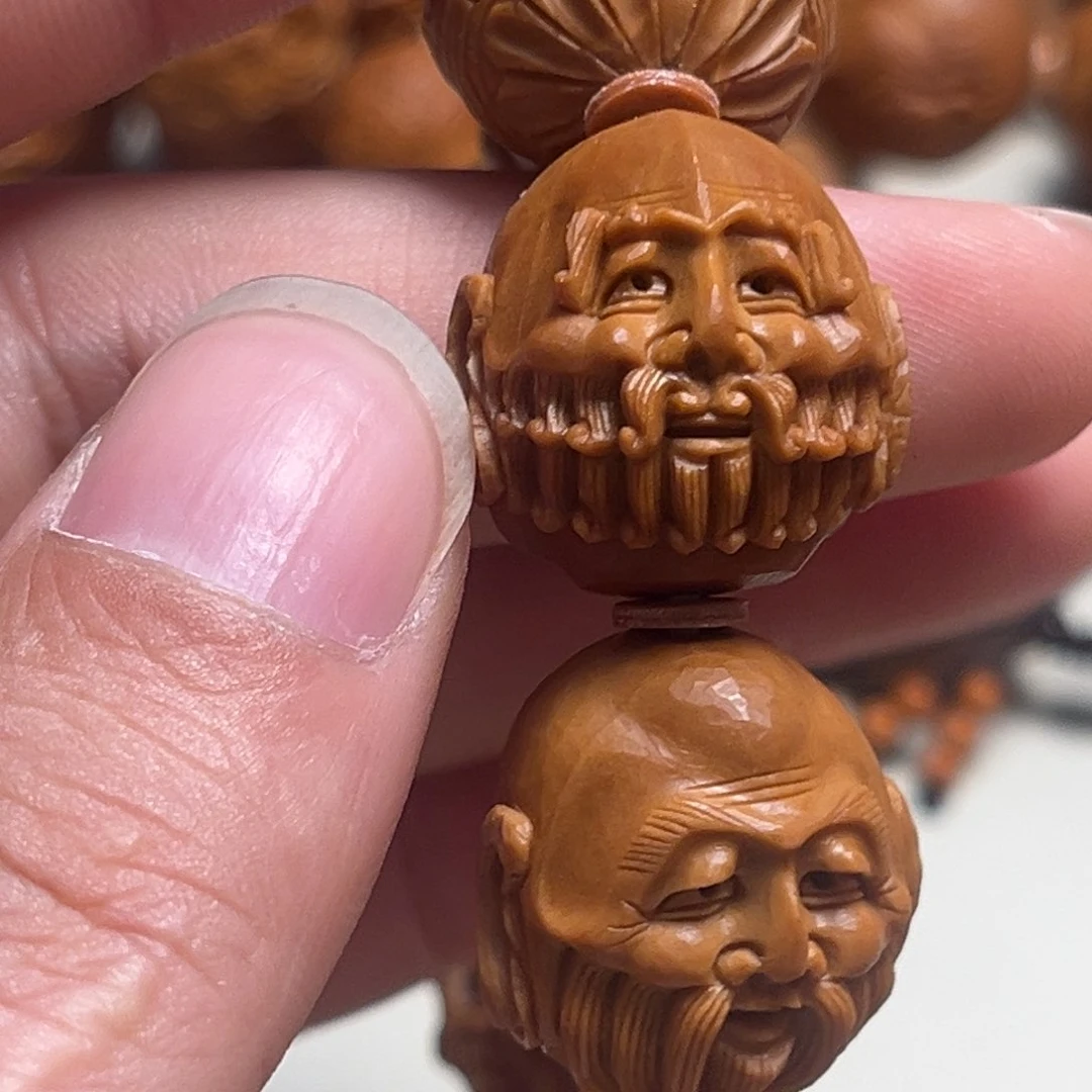 橄榄核吊坠身**途十八罗汉