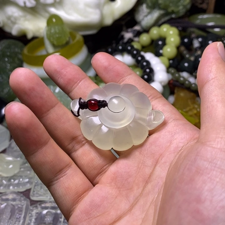 小***哥未镶嵌岫玉岫玉挂件