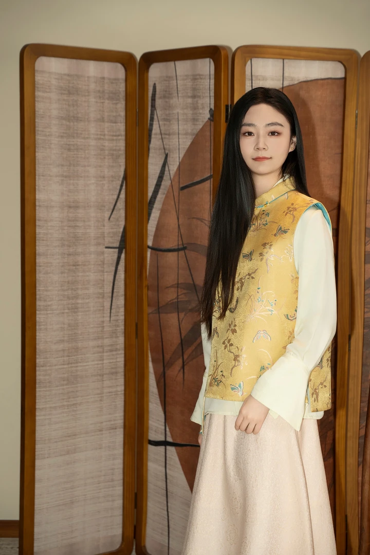 上久楷宋锦兰桂齐芳新中式女装国风上衣洋气独特别致黄色立领马甲