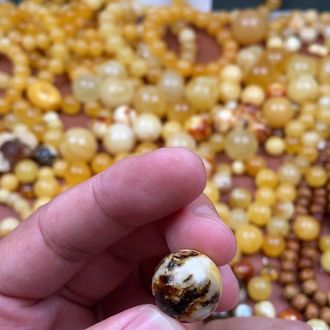 未镶嵌蜜蜡裸石哦*：蜜蜡