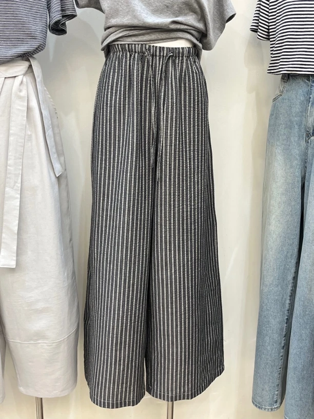 松紧腰头条纹直筒裤