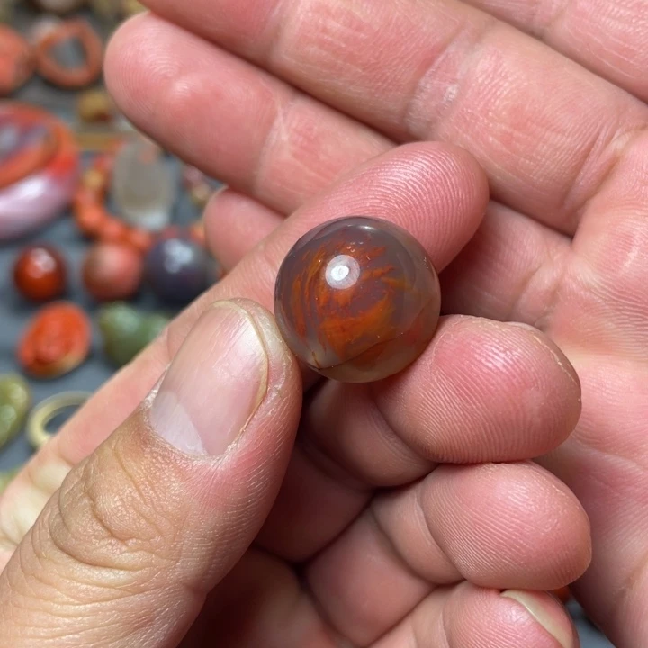 南红玛瑙未镶嵌手链