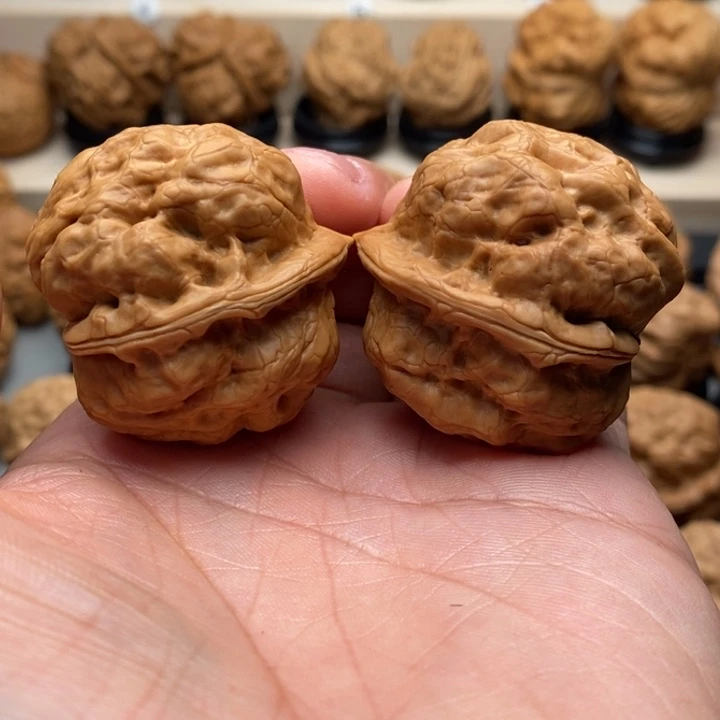 文玩核桃把件2…………………………