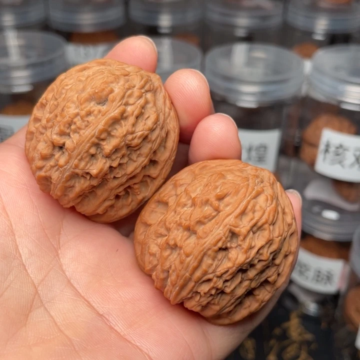 吊坠文玩核桃焱*绣球
