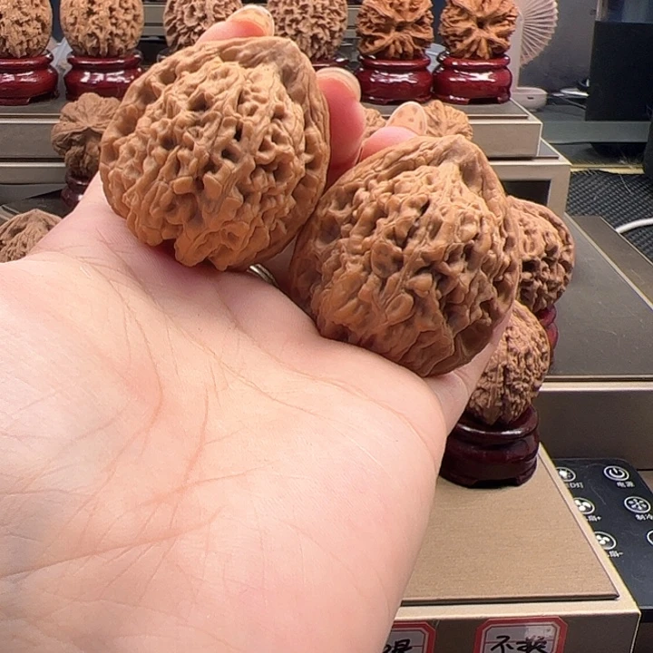 吊坠文玩核桃39 蚂蚁王 g-026