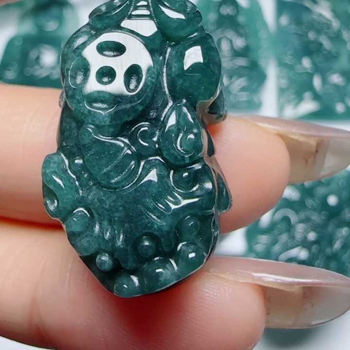 翡翠未镶嵌颈饰55555555