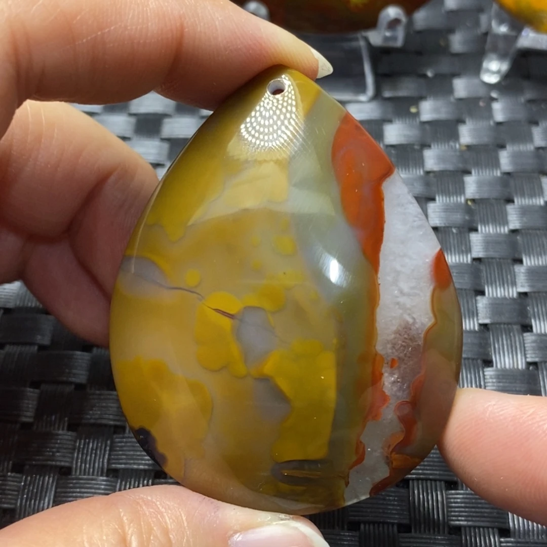 玛瑙/玉髓颈饰未镶嵌魑**魉