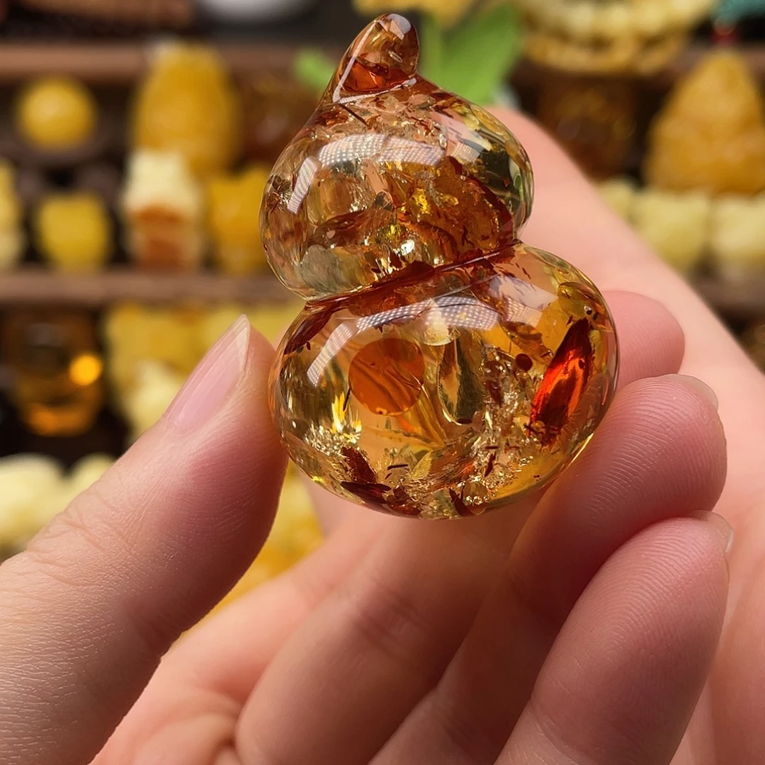 小***-琥珀未镶嵌珠宝奇石