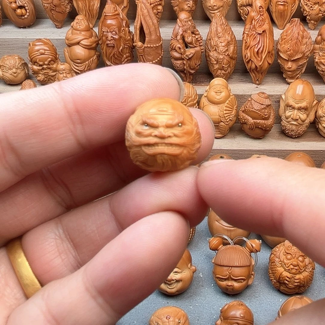 猴头核桃吊坠18钟馗