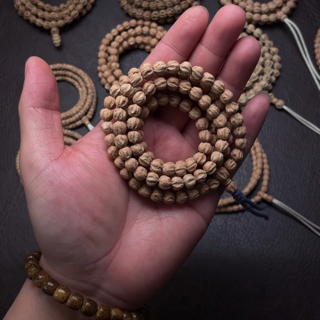 柏香籽/百香籽吊坠一朵莲