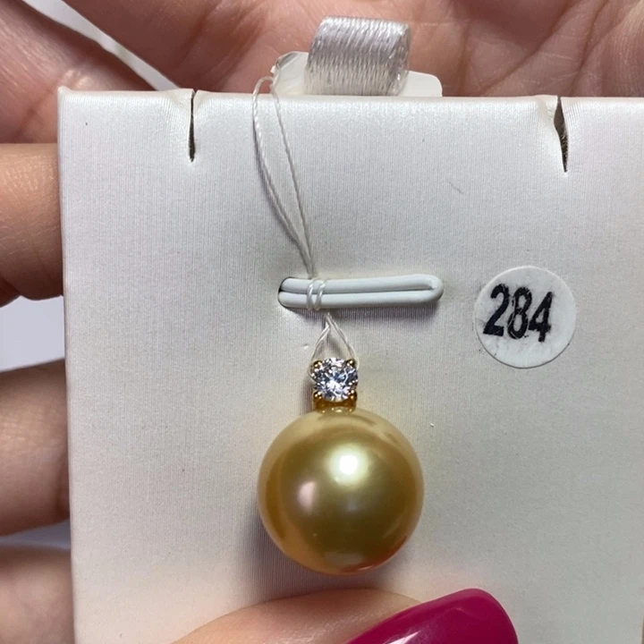 海水珍珠吊坠(不含链)18K金镶嵌