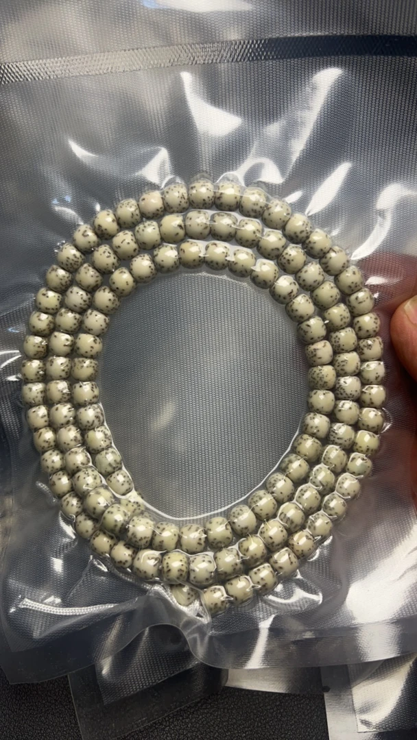 原生态星月菩提石玉料，珍珠灰，7*8老型手串