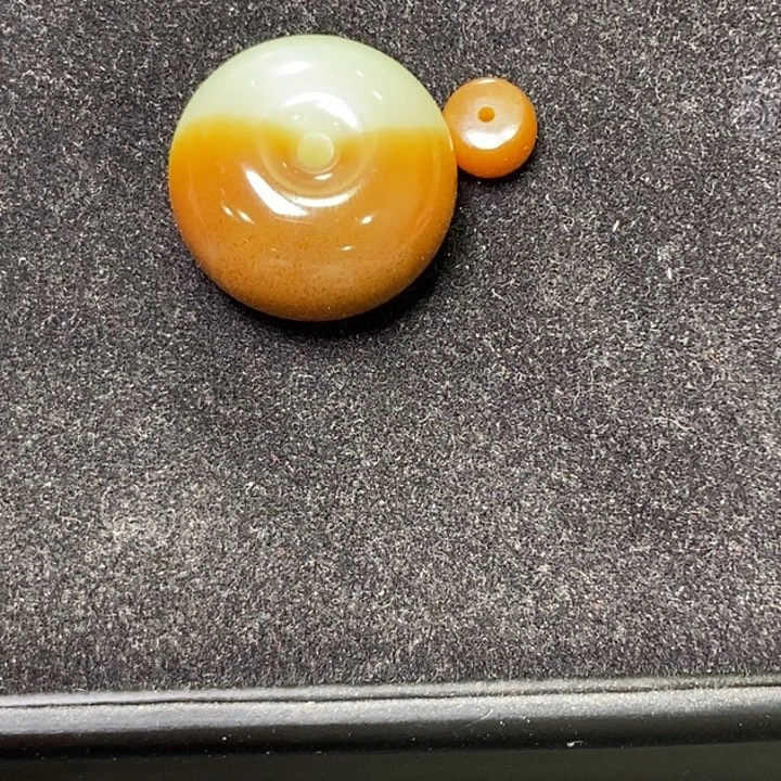 x***3颈饰未镶嵌和田玉