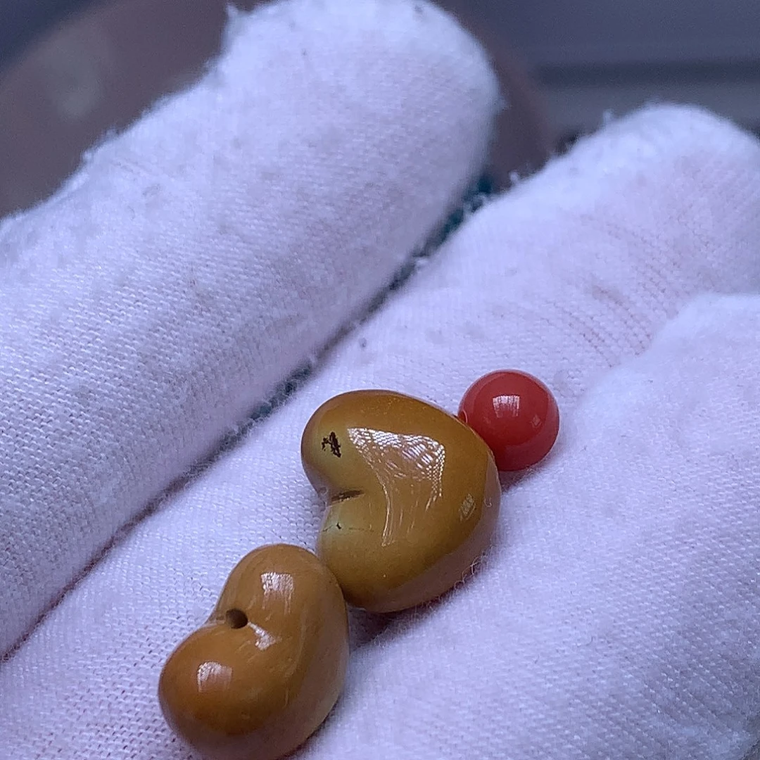 晓***）南红玛瑙未镶嵌珠宝奇石