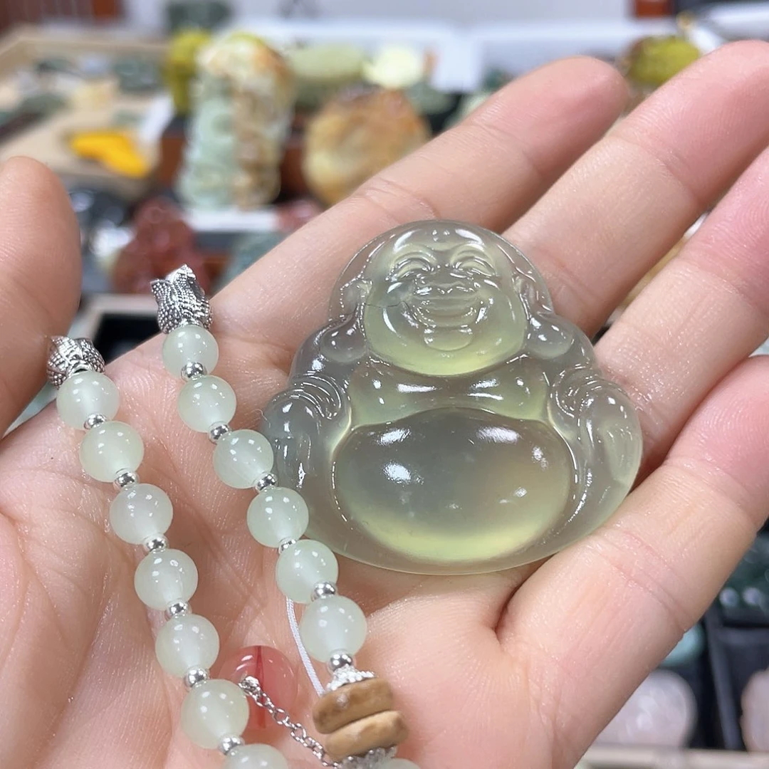 蛇纹石玉颈饰未镶嵌