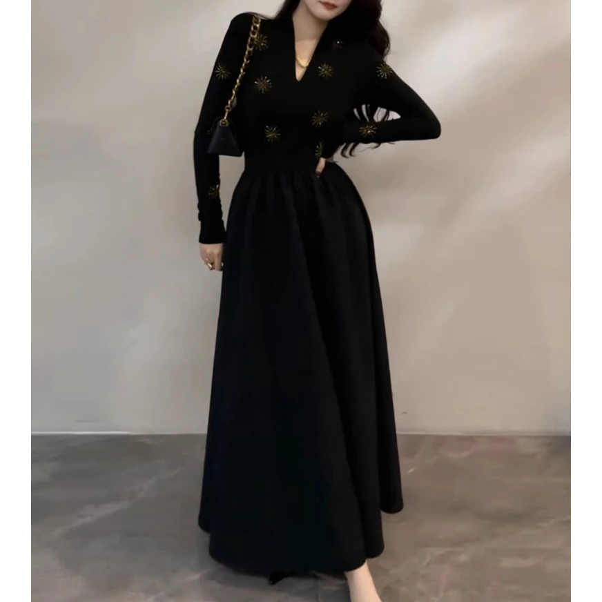 大婷婷法式新款烫钻太阳花长袖时尚显瘦气质秋季连衣裙
