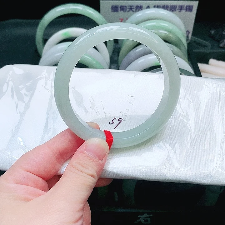 翡翠未镶嵌手镯444