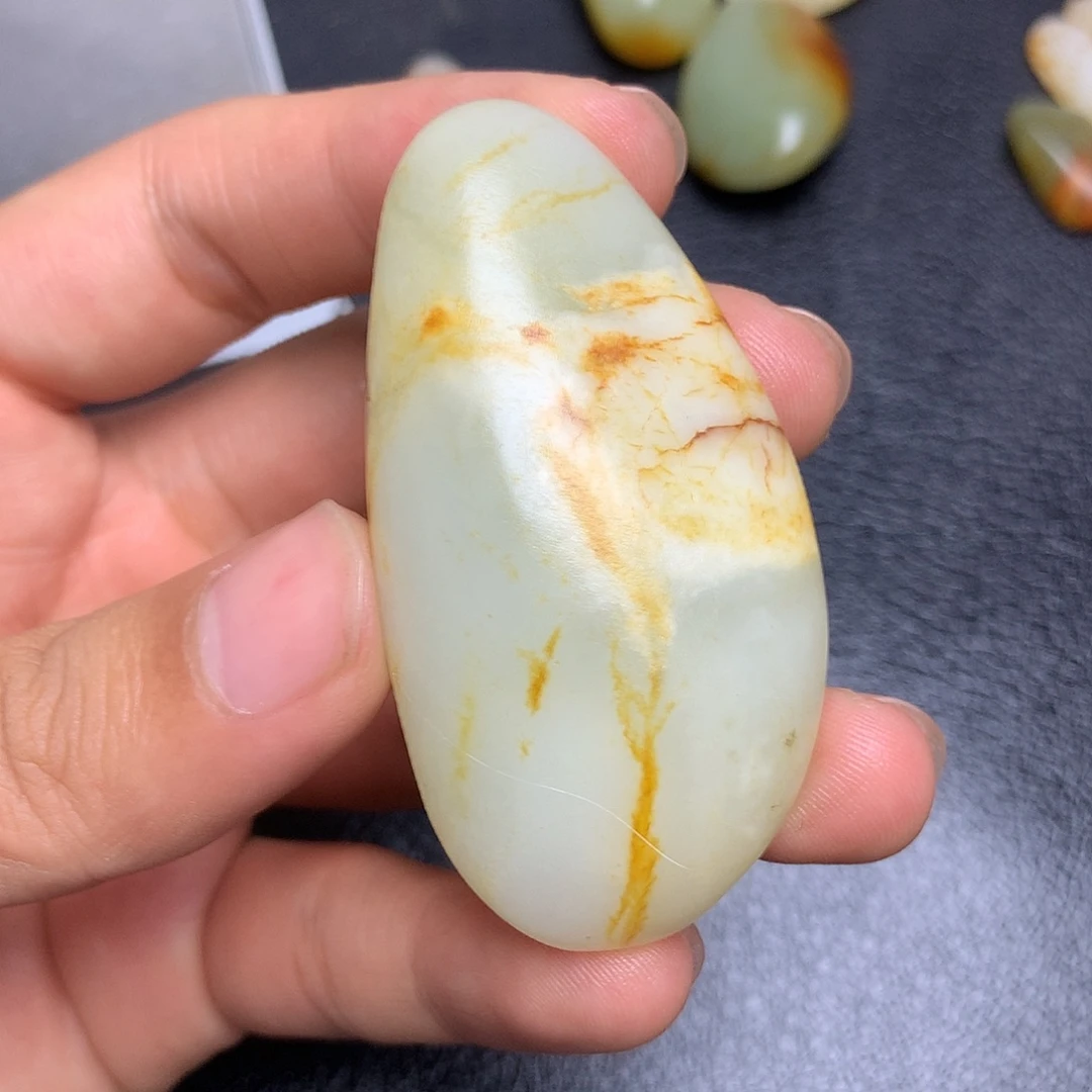 和田玉未镶嵌摆件
