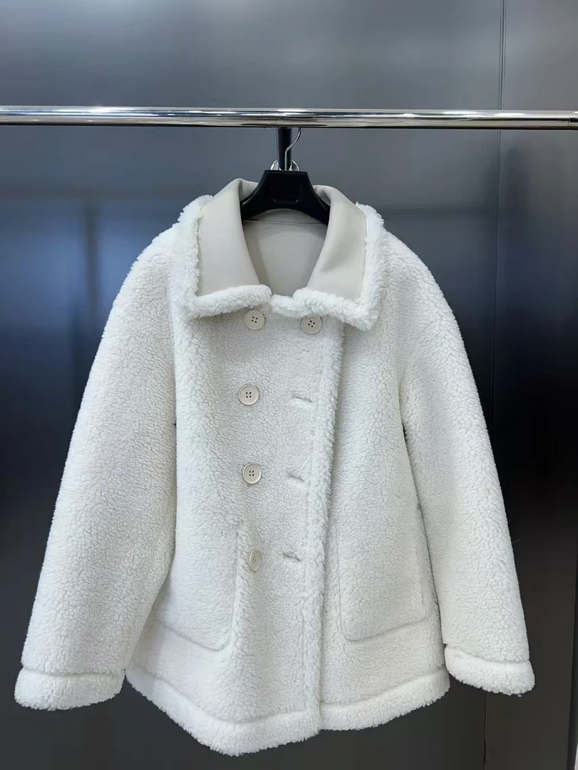 主播样衣随机发放~~