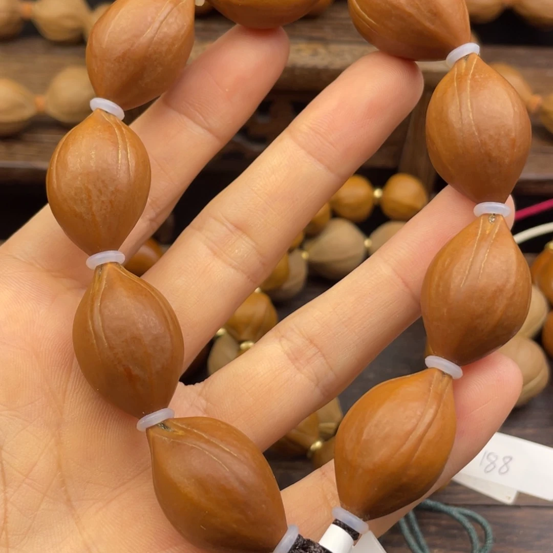 橄榄核手串/手链005。18四花