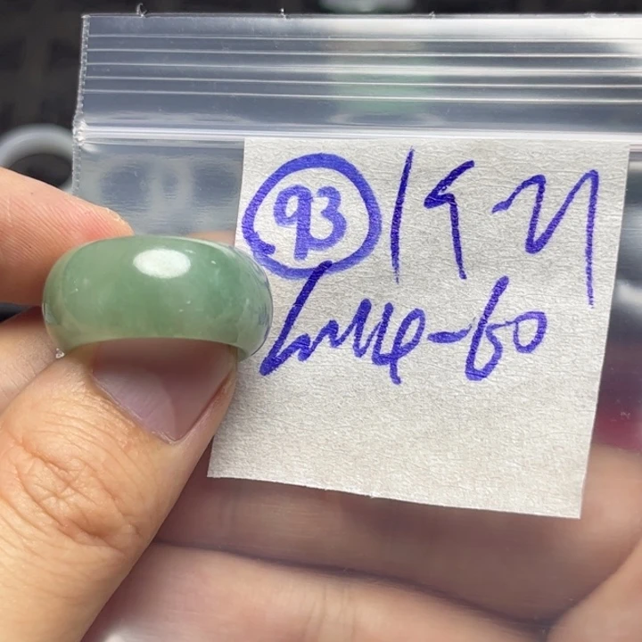 定制翡翠未镶嵌明天