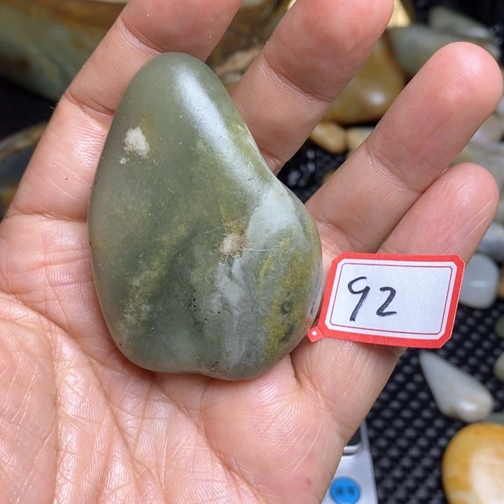 未镶嵌和田玉把件92