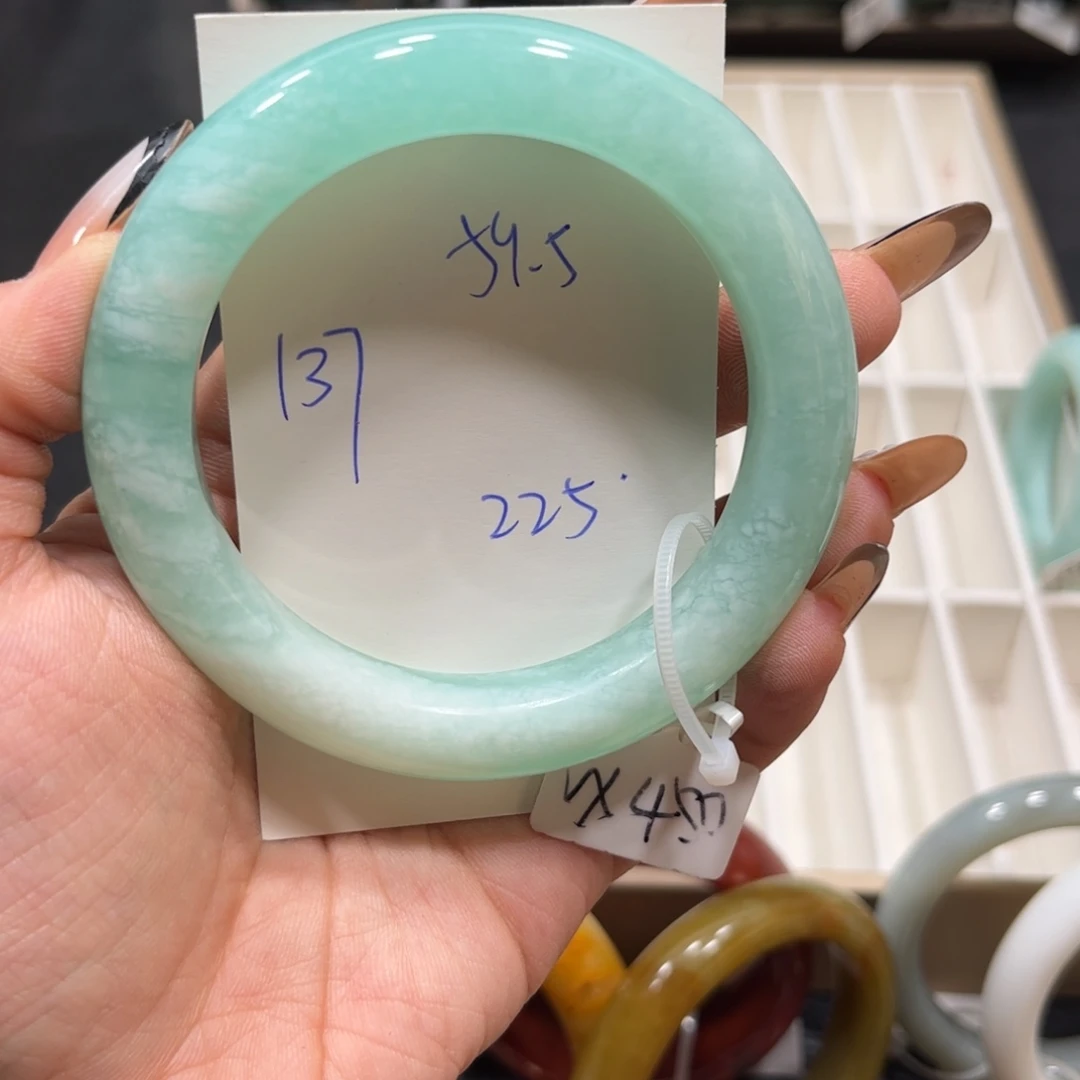 ‰***未镶嵌蛇纹石玉手镯