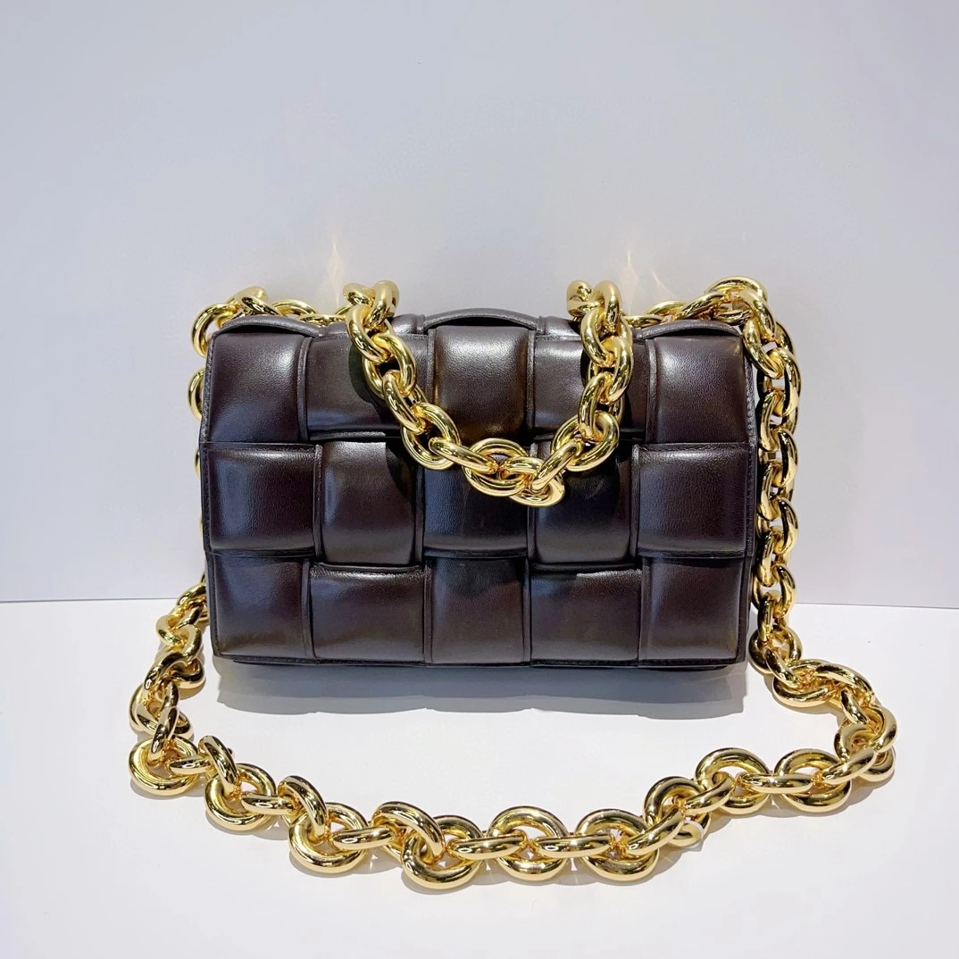 99新 BOTTEGA VENETA/葆蝶家 蔚蓝/巧克力色编织 豆腐包 北京
