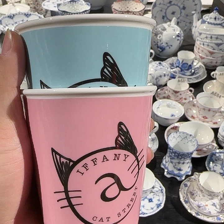 两个杯杯杯杯杯杯