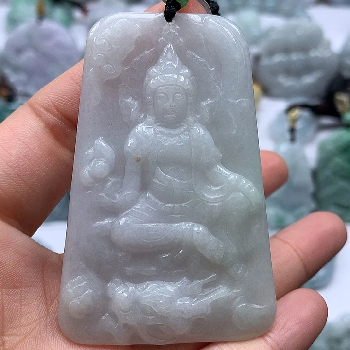 翡翠未镶嵌颈饰玉龙观音